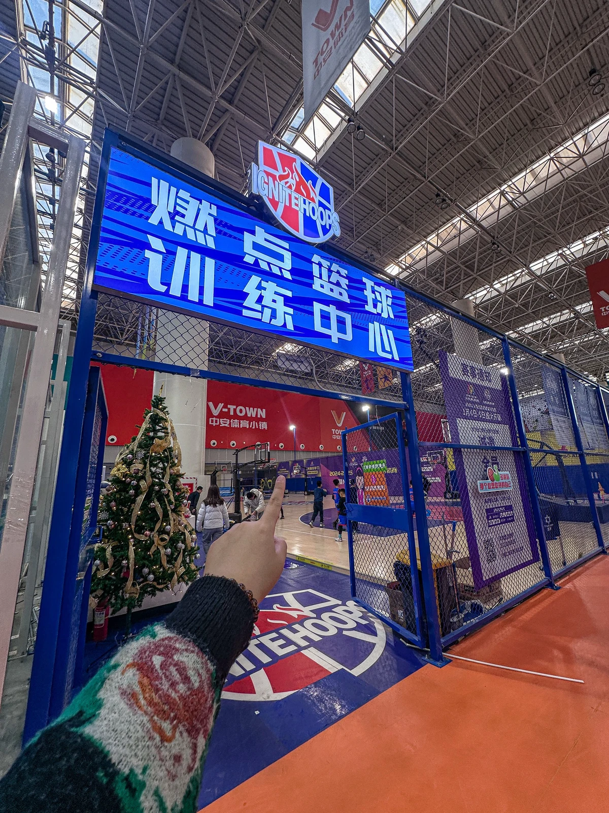 刻苦训练篮球时如何避免受伤的建议_0